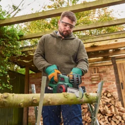 Bosch Power For All UniversalChain18 Cordless Chainsaw 11 Bosch Power For All UniversalChain18 Cordless Chainsaw -Outdoor Garden Shop bosch power for all universalchain18 cordless chainsaw3165140925662 05bq