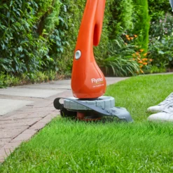 Flymo EasiTrim 250 18V 250mm Cordless Grass Trimmer 21 Flymo EasiTrim 250 18V 250mm Cordless Grass Trimmer -Outdoor Garden Shop flymo easitrim 250 18v 250mm cordless grass trimmer7392930760943 06i bq