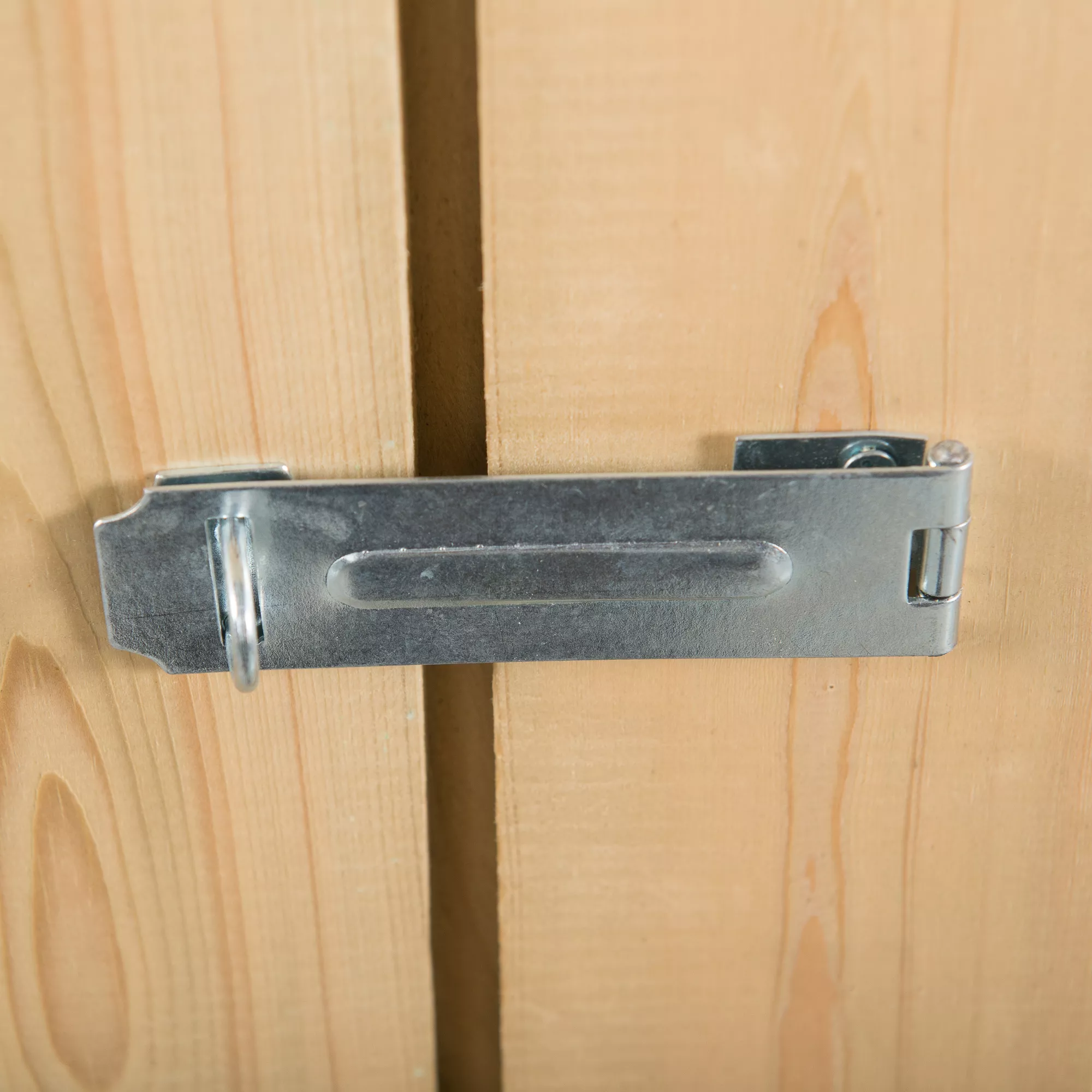 Forest Garden Shiplap Wooden 6x3 Apex Garden Storage 6 Forest Garden Shiplap Wooden 6x3 Apex Garden Storage - Image 4