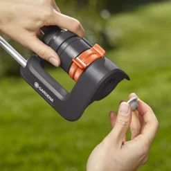 Gardena Aquaroll Oscillating Sprinkler -Outdoor Garden Shop gardena aquaroll oscillating sprinkler4066407004160 36c bq