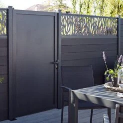 GoodHome Neva Aluminium Gate, (H)1.72m (W)0.93m 8 GoodHome Neva Aluminium Gate, (H)1.72m (W)0.93m -Outdoor Garden Shop goodhome neva aluminium gate h 1 72m w 0 93m3663602943068 02bq