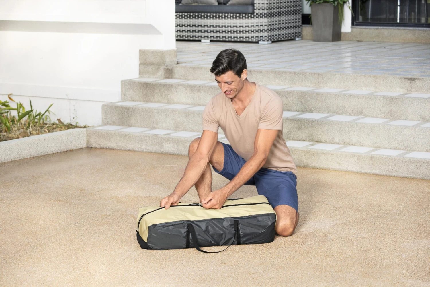 Lay-z Spa Lay-Z-Spa Hot Tub Dome 7 Lay-z Spa Lay-Z-Spa Hot Tub Dome - Image 5