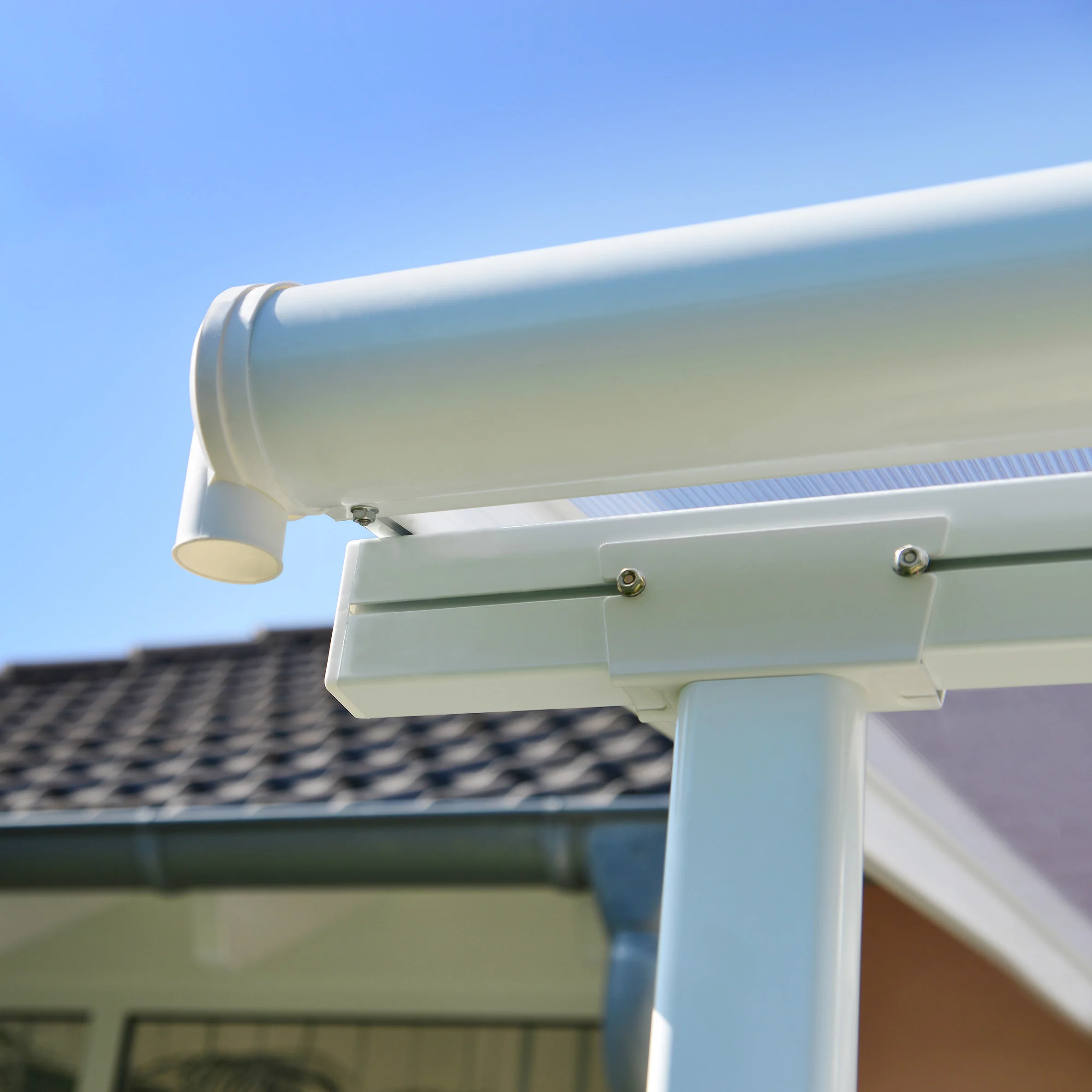 Palram - Canopia Sierra White Non-retractable Awning, (L)5.55m (H)3.05m (W)2.99m 4 Palram - Canopia Sierra White Non-retractable Awning, (L)5.55m (H)3.05m (W)2.99m - Image 2