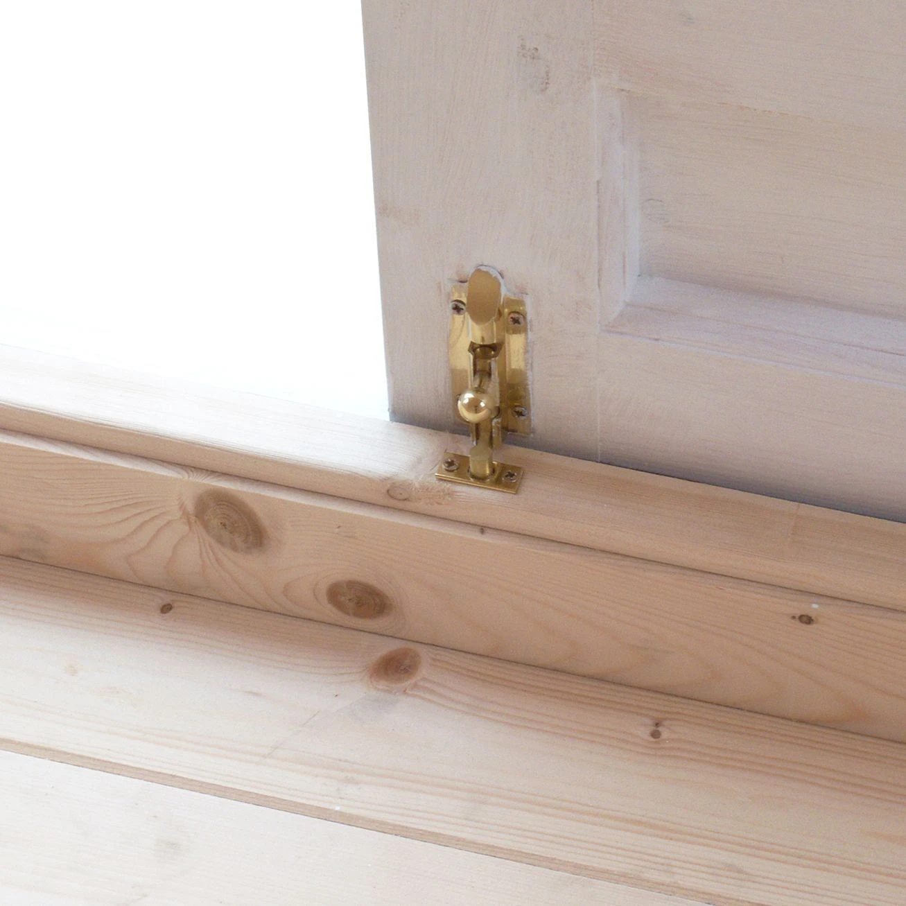 Shire Leygrove 14x10 Toughened Glass Apex Tongue & Groove Wooden Cabin - Base Not Included 9 Shire Leygrove 14x10 Toughened Glass Apex Tongue & Groove Wooden Cabin - Base Not Included - Image 7