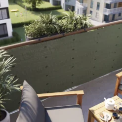 Woven Breeze Green Polyethylene (PE) Garden Screen (H)1m (W)3m -Outdoor Garden Shop woven breeze green polyethylene pe garden screen h 1m w 3m5059340672649 01i